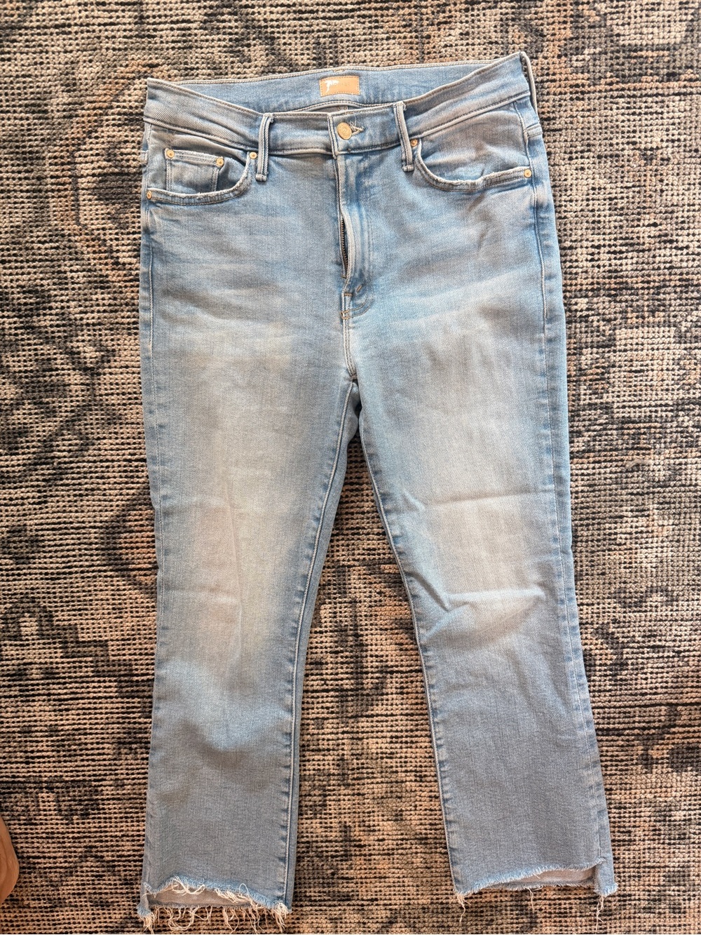 MOTHER Light Blue Cropped Straight Jeans with Frayed Hem - the insider crop